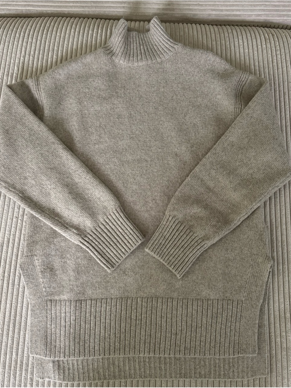 H&M Light Gray Women's Turtleneck Sweater
